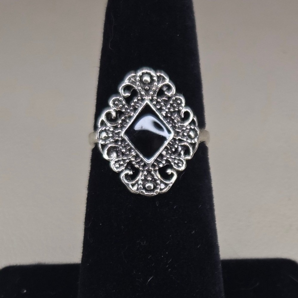 Vintage Silver Tone Black Enamel Filigree Ring Gothic Victorian Size 6.25 0409